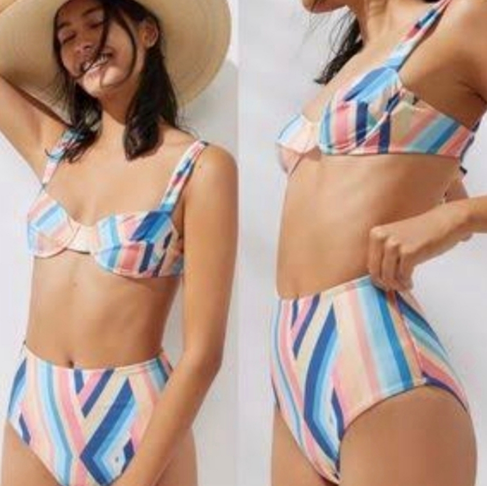 FARM RIO GEOMETRIC BIKINI TOP
